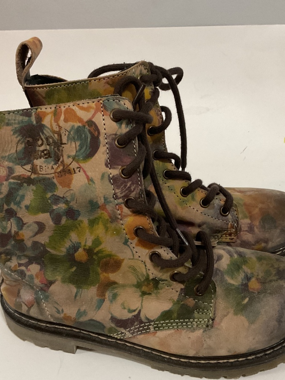 Women’s Coolway Faux Leather Floral Design Lace Up Combat Boots, Size 38 (7.5-8)